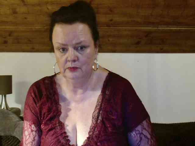 TiffanyAmore TiffanyAmore