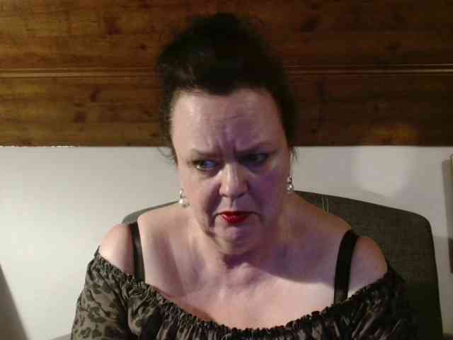 TiffanyAmore Live Webcam on BongaCams