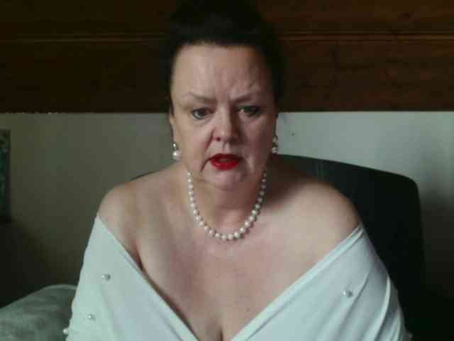 TiffanyAmore TiffanyAmore