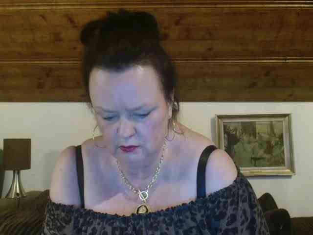 TiffanyAmore TiffanyAmore