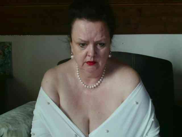 TiffanyAmore TiffanyAmore