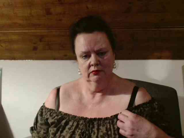 TiffanyAmore Live Webcam on BongaCams