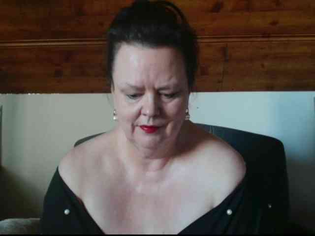 TiffanyAmore Live Webcam on BongaCams