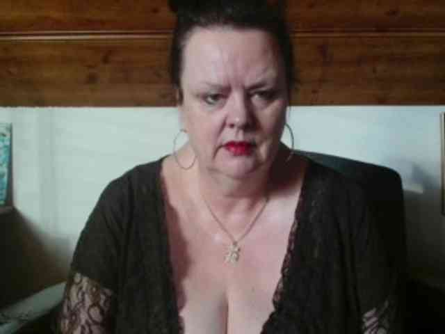 TiffanyAmore Live Webcam on BongaCams