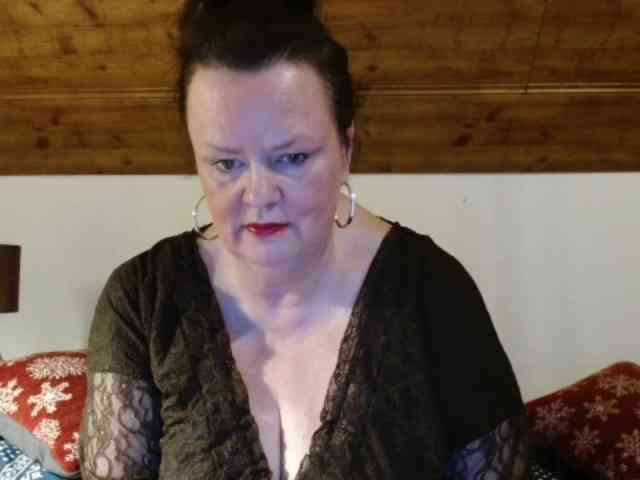 TiffanyAmore Live Webcam on BongaCams