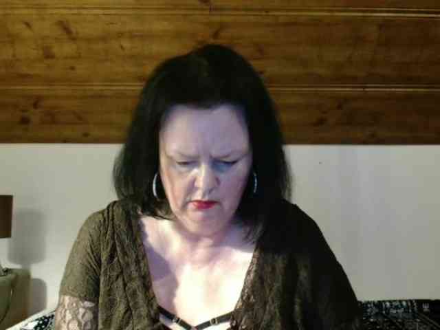 TiffanyAmore TiffanyAmore