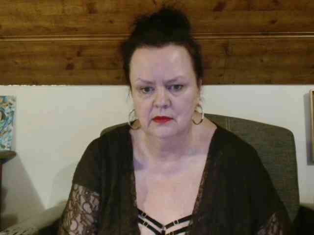 TiffanyAmore Live Webcam on BongaCams