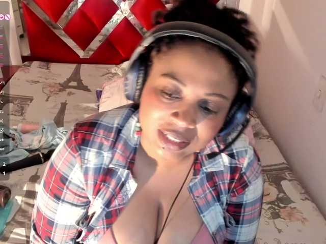 lilotorontoo's BongaCams show and profile