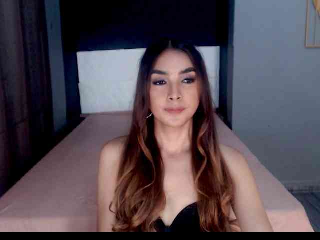 ChloeBeckerz Live Webcam on BongaCams