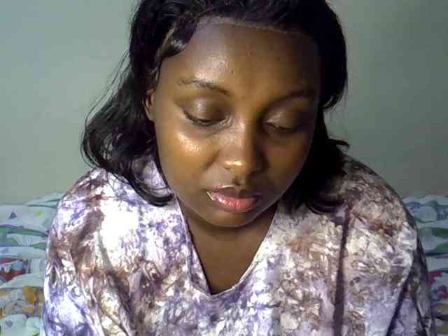 Nyomi224 webcam