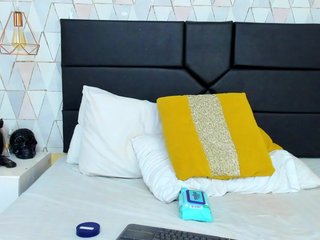 OliviaGarciaa Porn Show