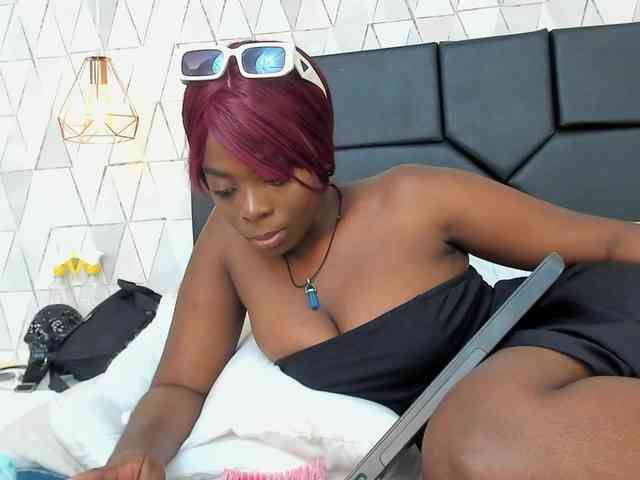 OliviaGarciaa webcam