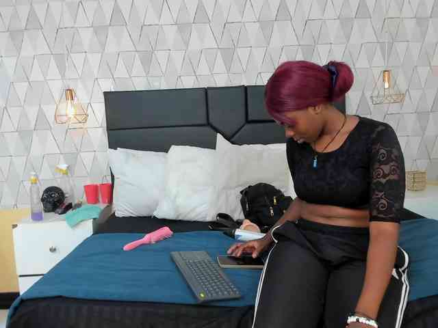 OliviaGarciaa webcam