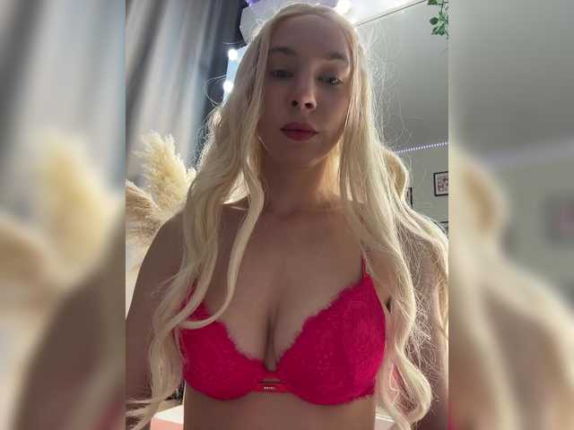 Sex chat gratuit in direct cu LolaDoll pe BongaCams