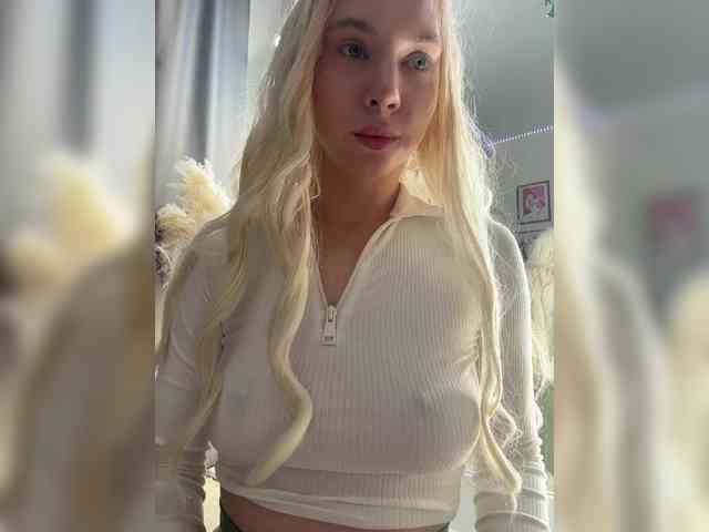 LolaDoll's webcam live show
