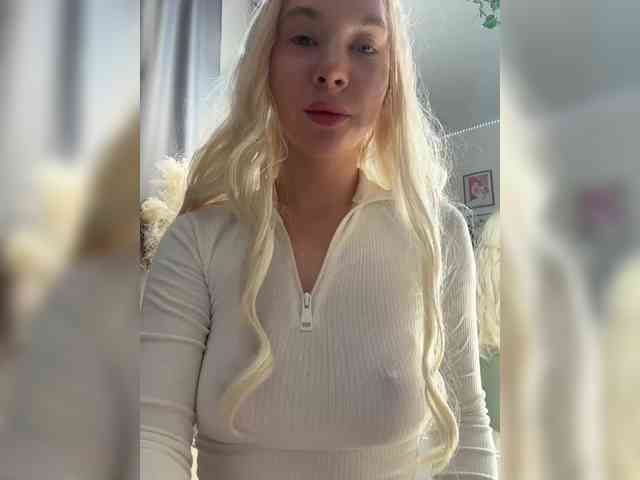 LolaDoll's webcam live show