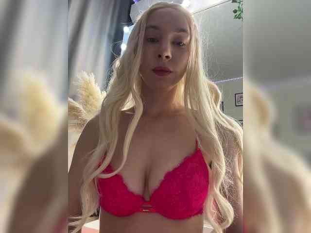 LolaDoll's webcam live show
