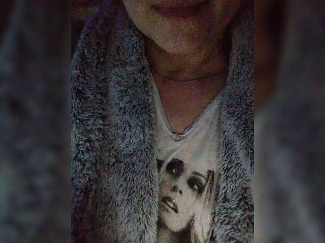 Vikki-vik's BongaCams show and profile