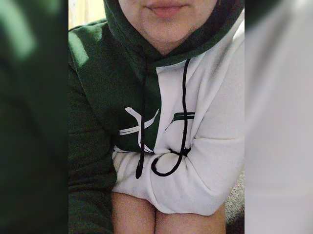 Vikki-vik's BongaCams show and profile