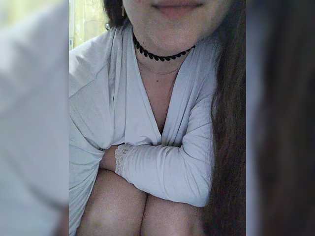 Vikki-vik's BongaCams show and profile