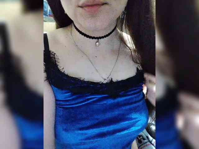 Vikki-vik Live Webcam on BongaCams