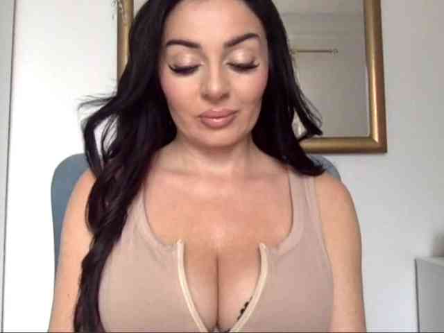 sensuallstella webcam
