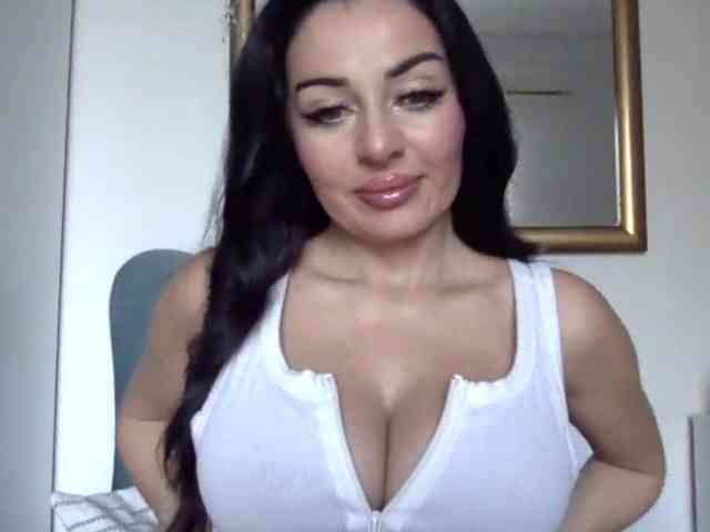 sensuallstella webcam