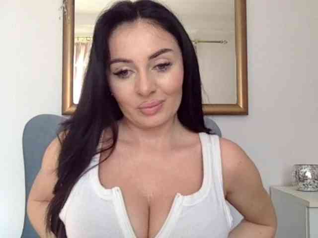 sensuallstella webcam