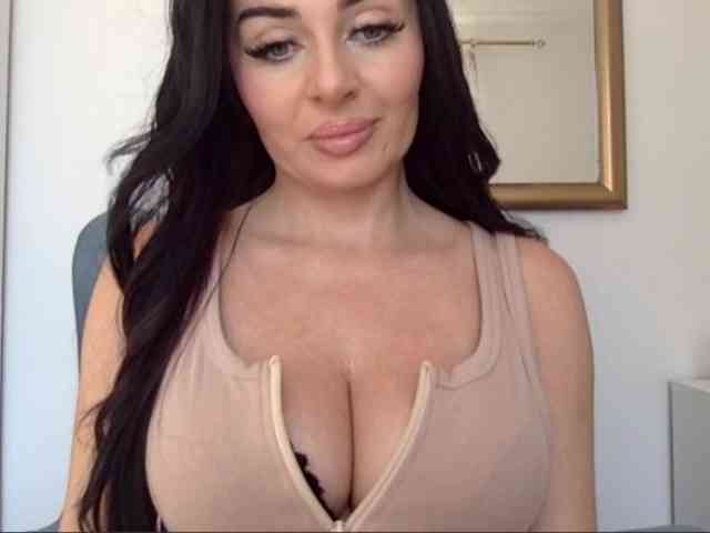 sensuallstella webcam