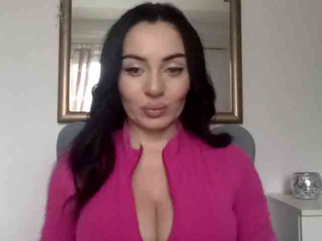 sensuallstella webcam