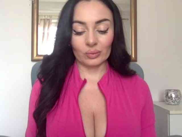 sensuallstella webcam