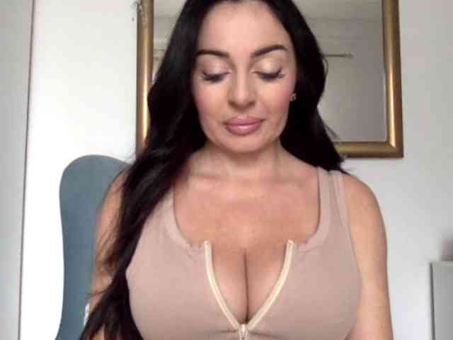 sensuallstella webcam