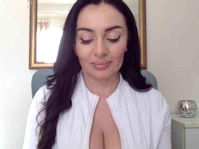 sensuallstella webcam