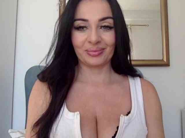 sensuallstella webcam