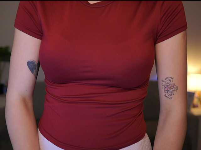 kissiecat's BongaCams show and profile