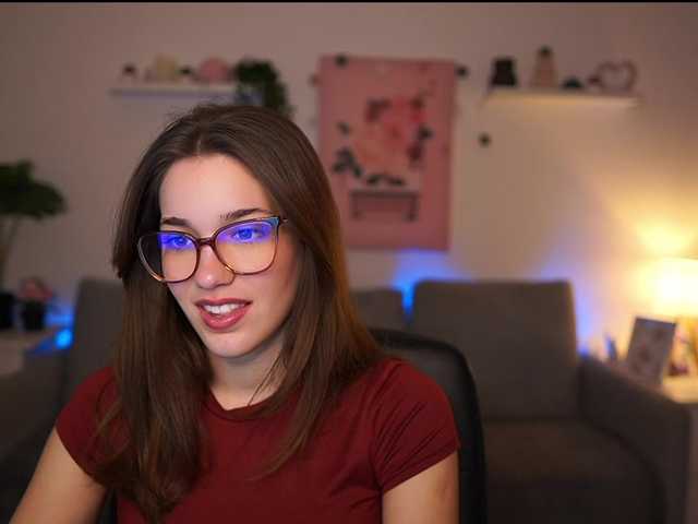 kissiecat's BongaCams show and profile