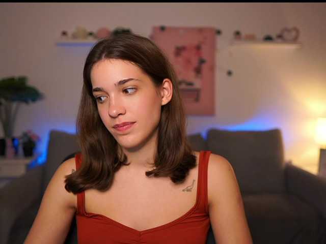 kissiecat webcam bongacams model stream image