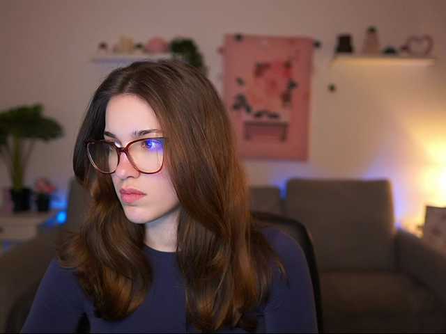 kissiecat's BongaCams show and profile