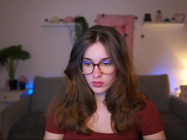 kissiecat's BongaCams show and profile