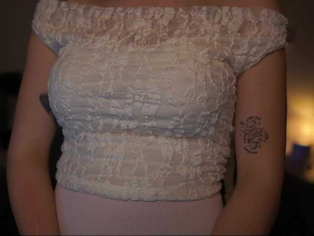 kissiecat's BongaCams show and profile