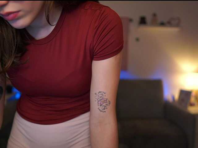 kissiecat's BongaCams show and profile