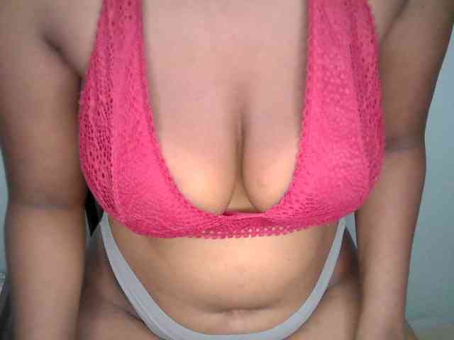 hot-vishya hot-vishya