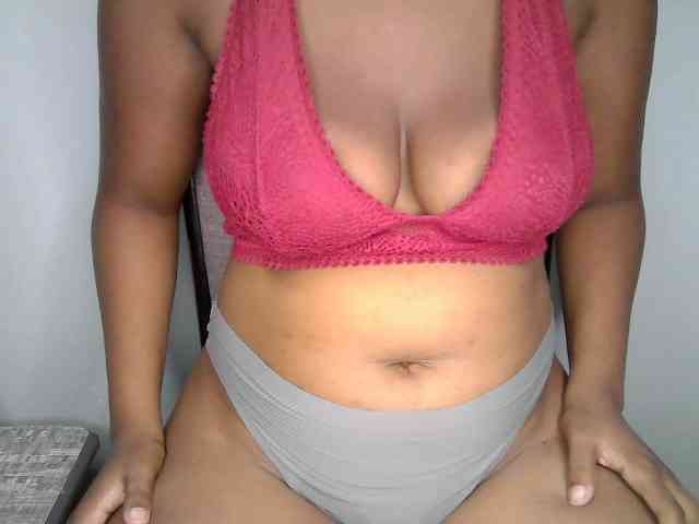 hot-vishya hot-vishya