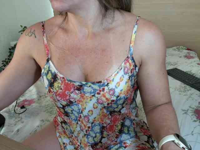 BrazilianHot webcam