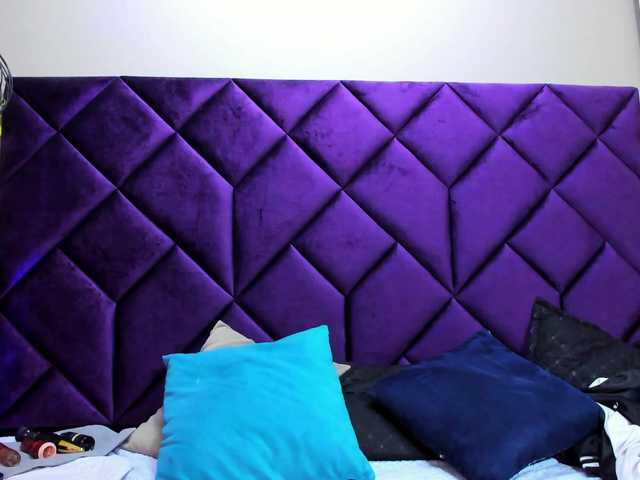 Lorenn-Hill1's BongaCams show and profile