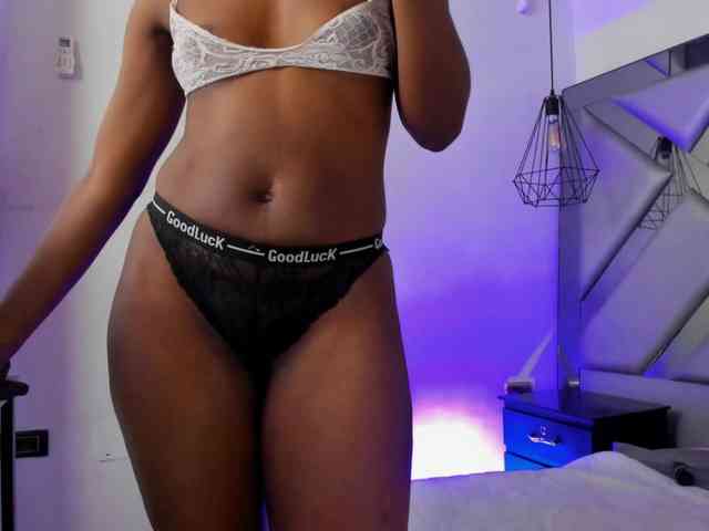 Lorenn-Hill1 webcam