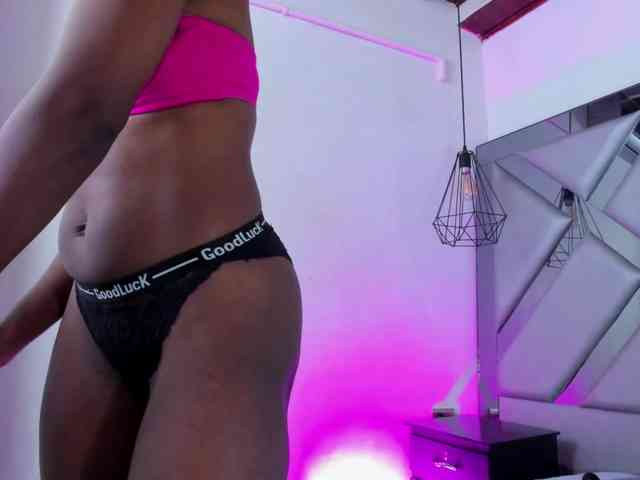 Lorenn-Hill1 webcam