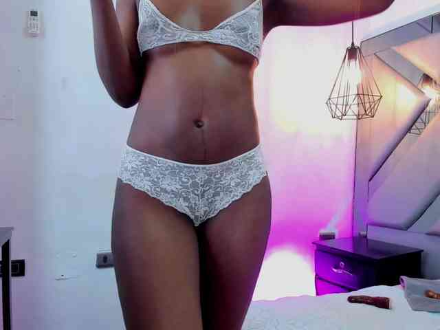 Lorenn-Hill1 webcam