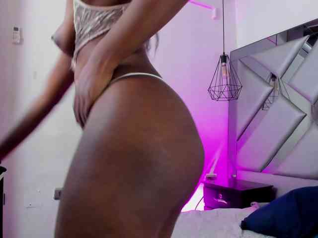 Lorenn-Hill1 webcam