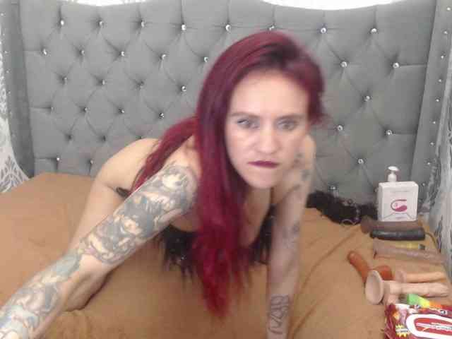KatheBlows webcam